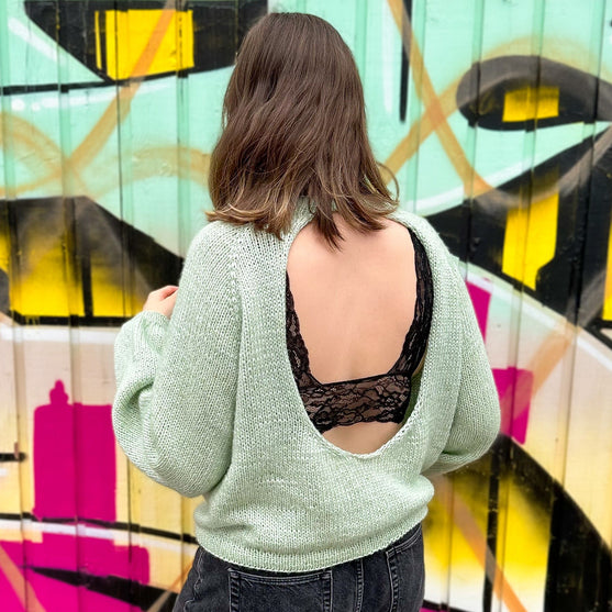 Call Me Back - Pull
10