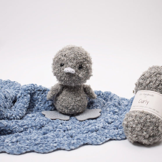 Curly Baby Duckling
2