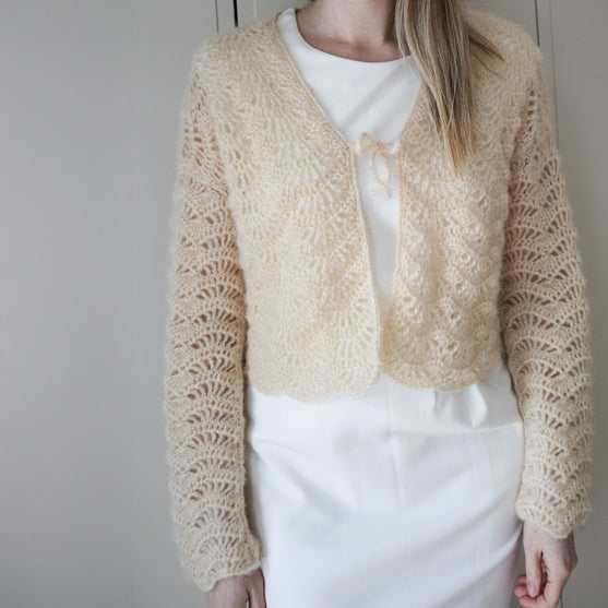 Chloe - Cardigan
2