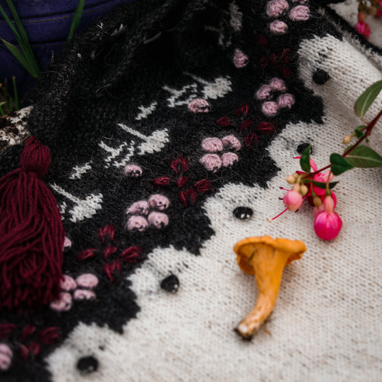Woodland - Shawl
9