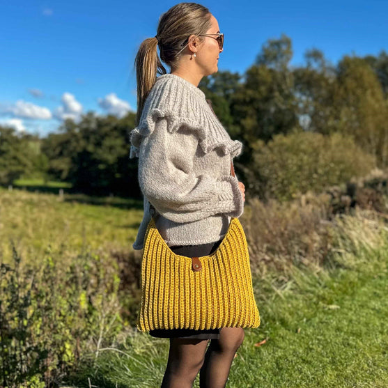 Amelia - Shoulder Bag
2