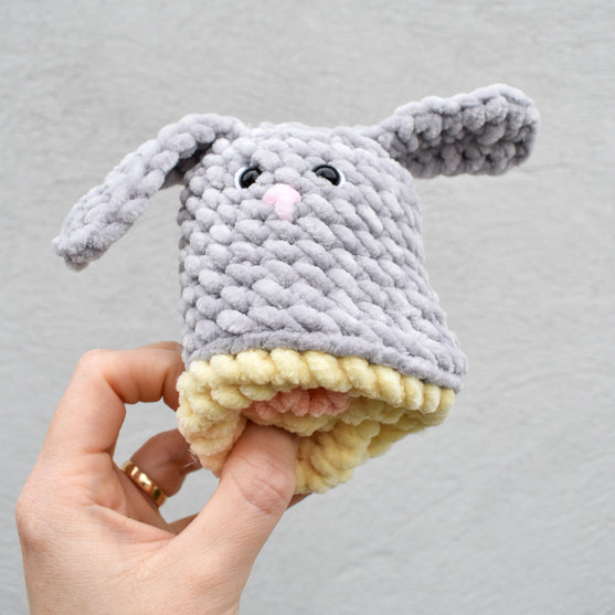 Lièvre et poussin - Peluche réversible
3