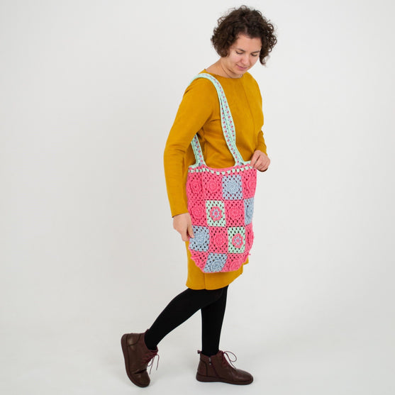Linda - Tote Bag
4