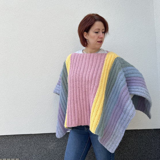 Spring Vibes - Poncho
1