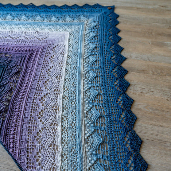 Frozen Iris - Shawl
4
