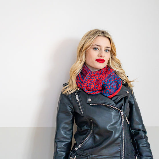 Velvet Vines - Shawl
3