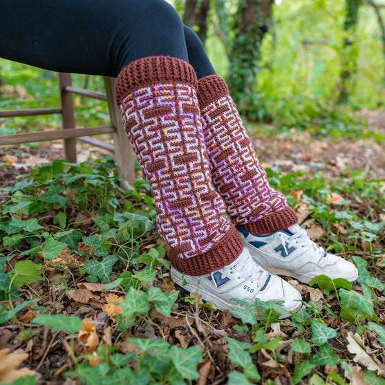 Twisted Maze - Leg Warmers
6