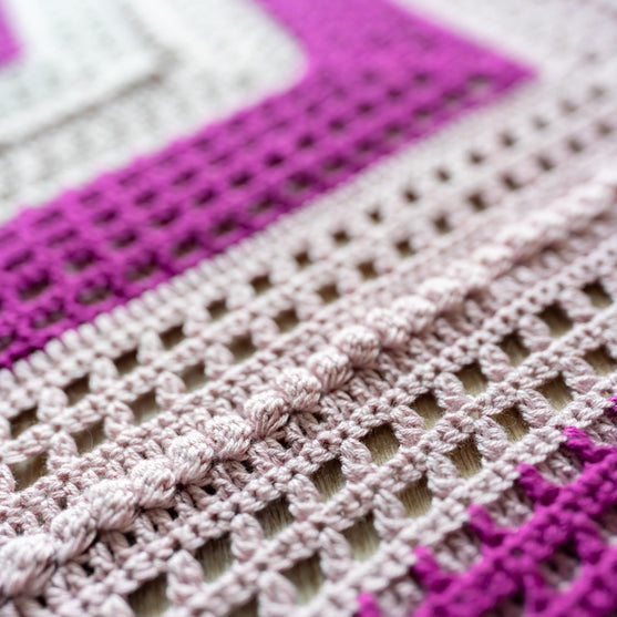 Romantic Bloom - Shawl
12