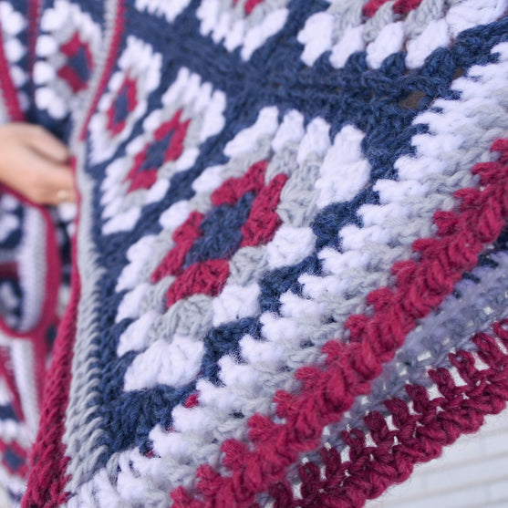 Azulejo - Cardigan
7