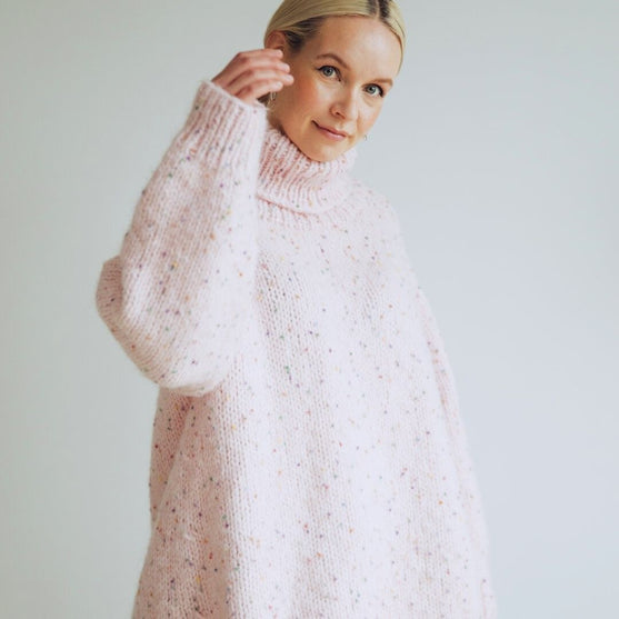 01-03 Vilje's Jumper
4