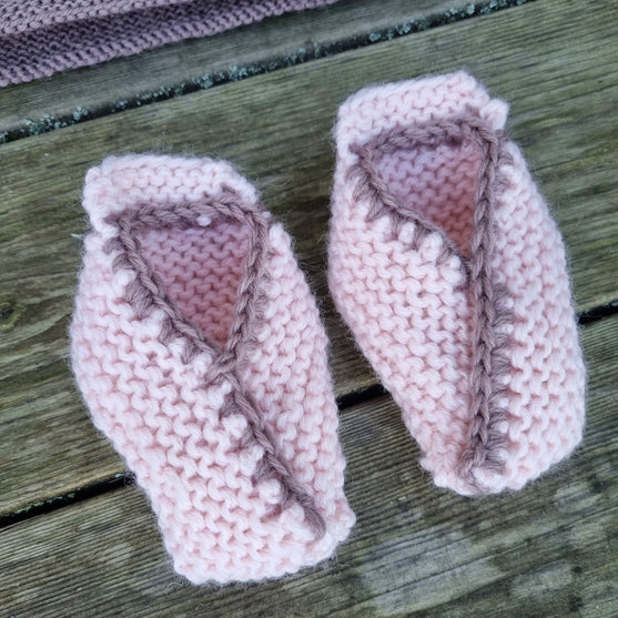 Denver NO 2 - Pull, Bonnet et Chaussons
2