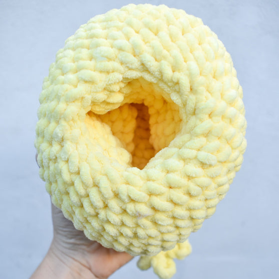 Henny - Chicken with Eggs
5