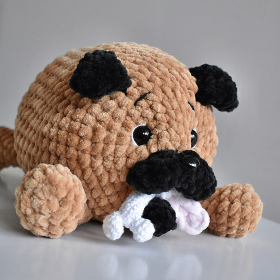 Muffin the Pug
5