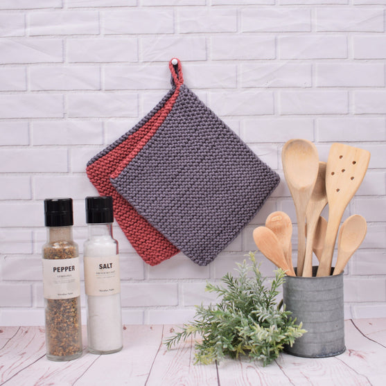 Pot holders with edge
2