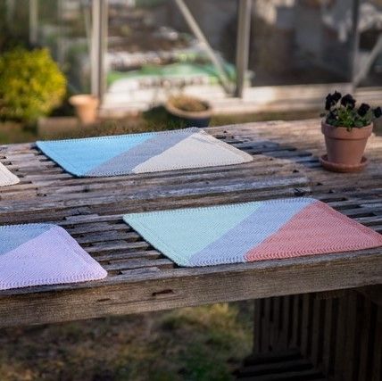 Bistrup - Napperon en diagonal
3