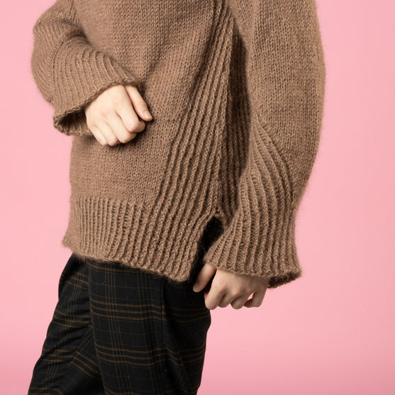 Edgar - Sweater
6