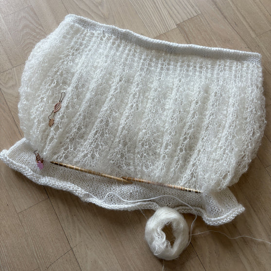 Falling Leaves - Skirt
7