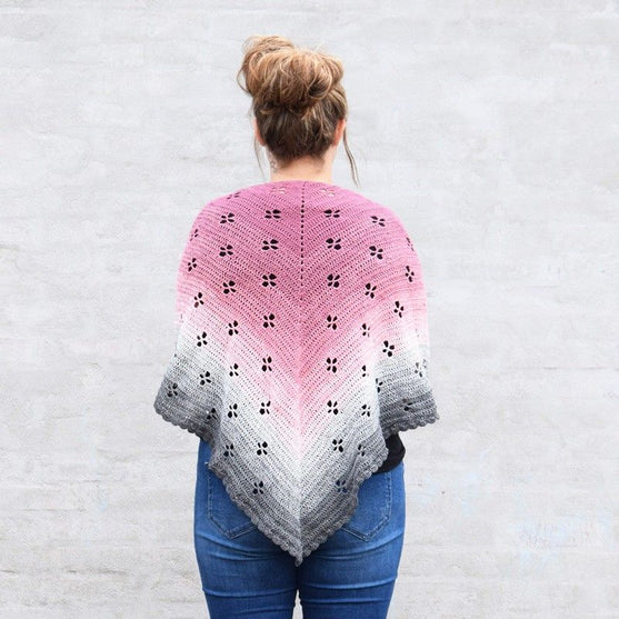 Flying Flowers - Shawl
4