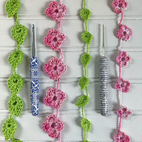 Flower & Leaf - Decor
8