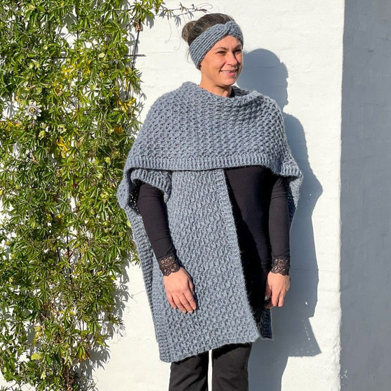 Fluffy Hygge - Ruana
1