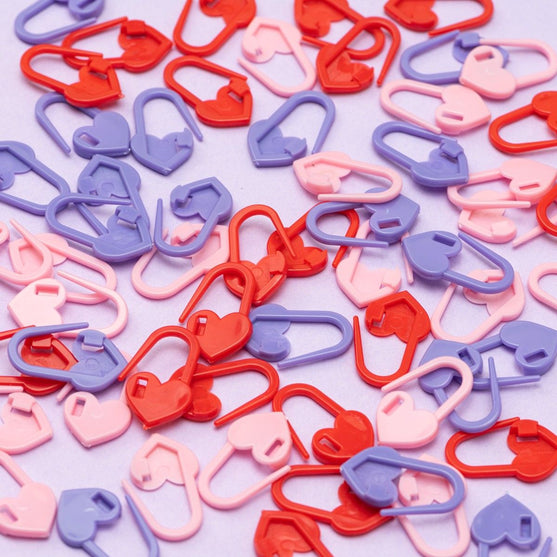 Box of Stitch Markers - Hearts - Hobbii
4