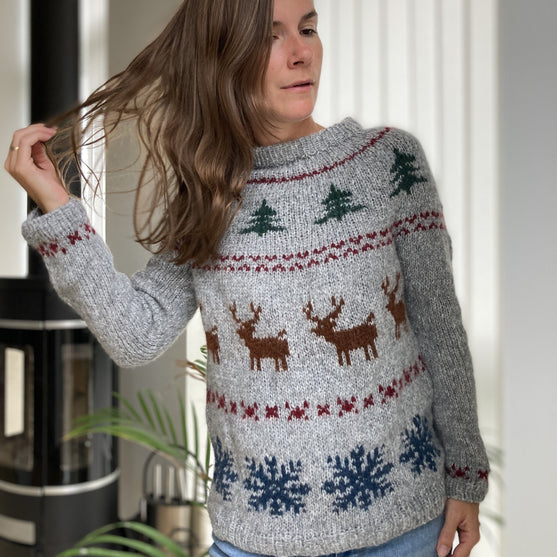 Holly Pines - Pull
3