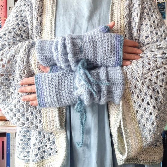 Ice Blue - Handwarmers
4