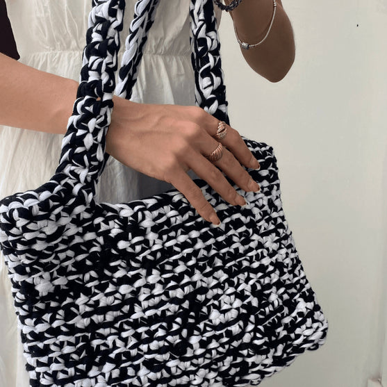 Trendy Everyday Handbag
2