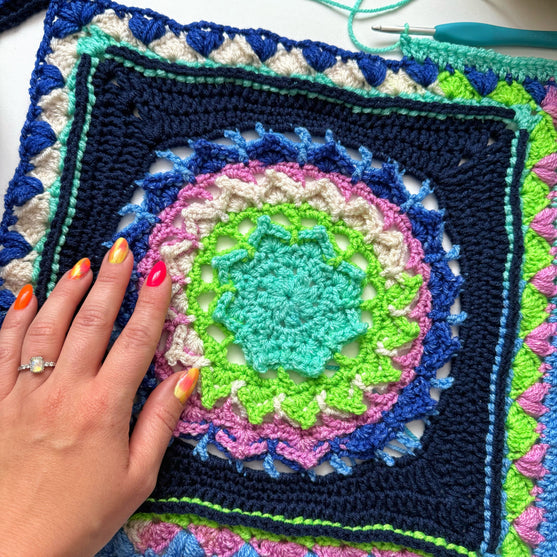 Calina - Blanket
6