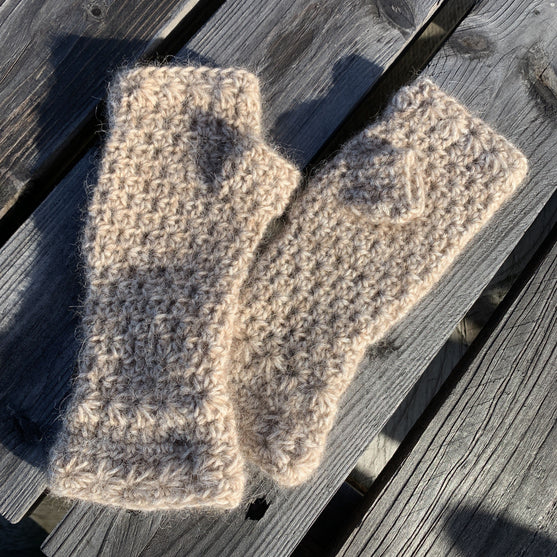 Soft Twist - Mittens and Headband
7