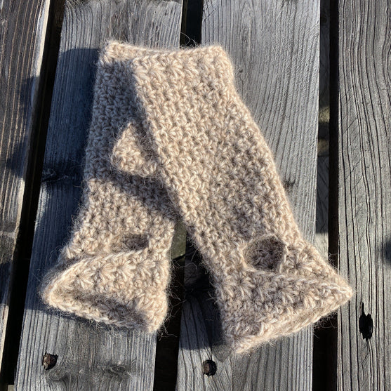 Soft Twist - Mittens and Headband
8