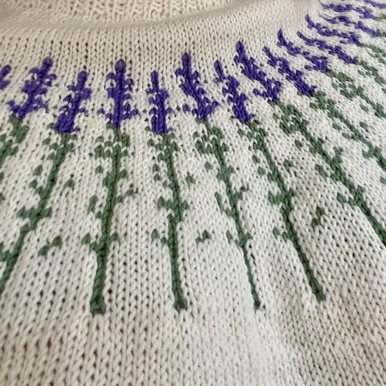 Lavender - Sweater
5