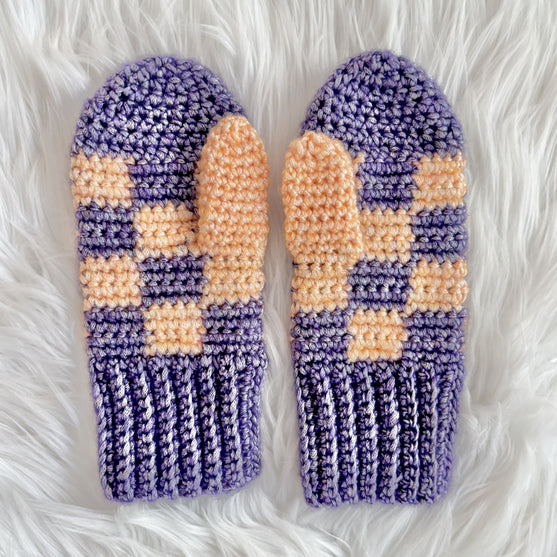 Glow Check - Mittens
4