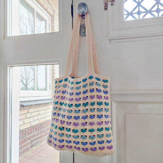 Hearts All Over - Sac
4