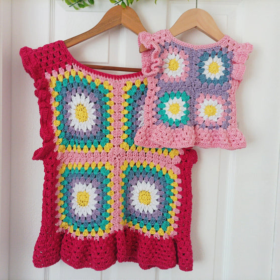 Crazy Daisy Peplum - Top
1