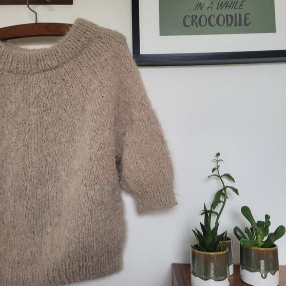 Suri – Sweater
11