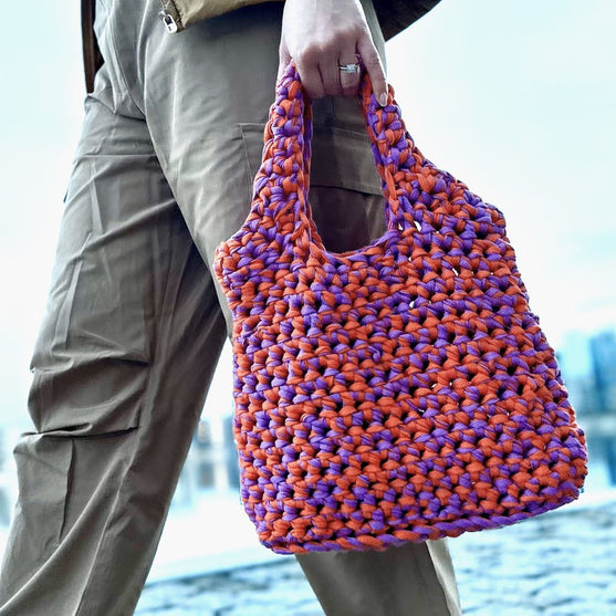 Shopper Tote - Bag
7