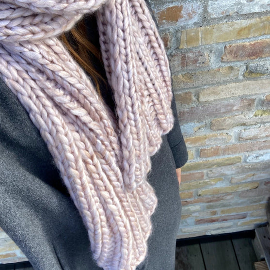 Freddie - Scarf
3