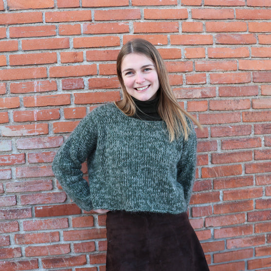 Linea Sweater
4