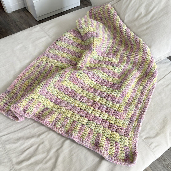 Verona - Blanket
4