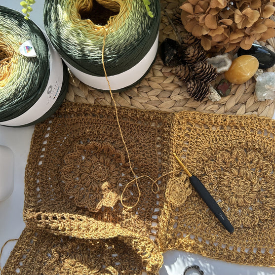 Grandma Earth - Shawl
5