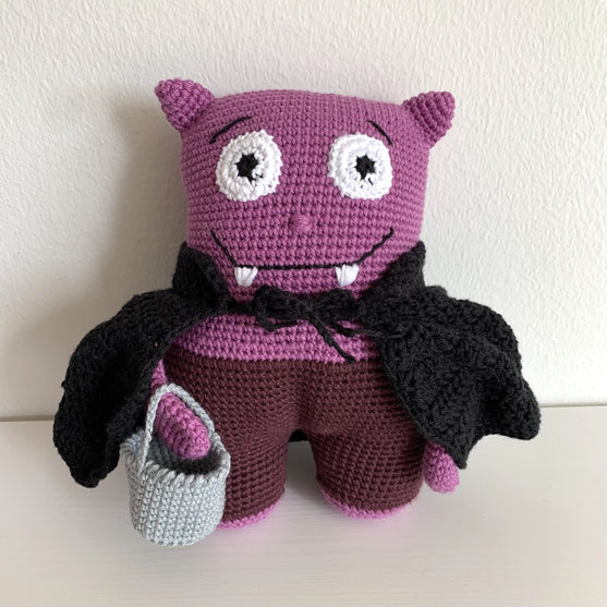 Chuckie the Dracula Monster
5