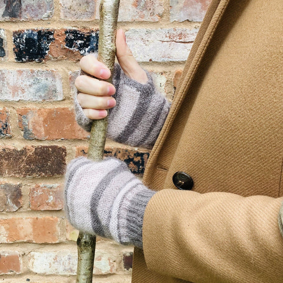 Autumn - Wrist Warmers
4