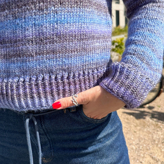 Autumn Waves - Sweater
6
