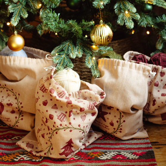Moments of Hygge: Advent Calendar for Knitters - Hobbii
5