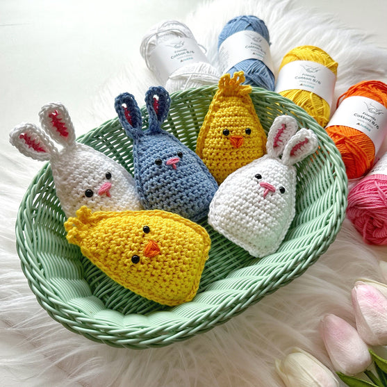 Cute Easter Bunny and Chick
2