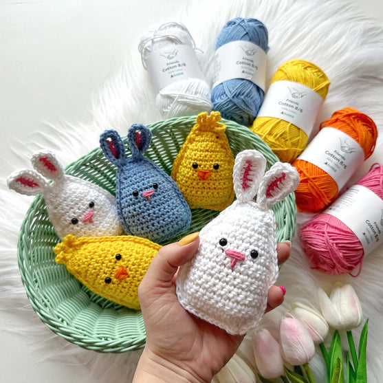 Cute Easter Bunny  and Chick
3
