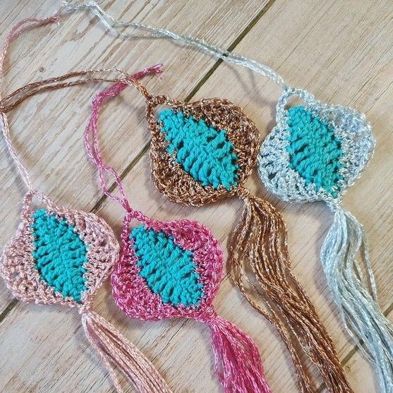 Glittery Lantern - Ornament
9