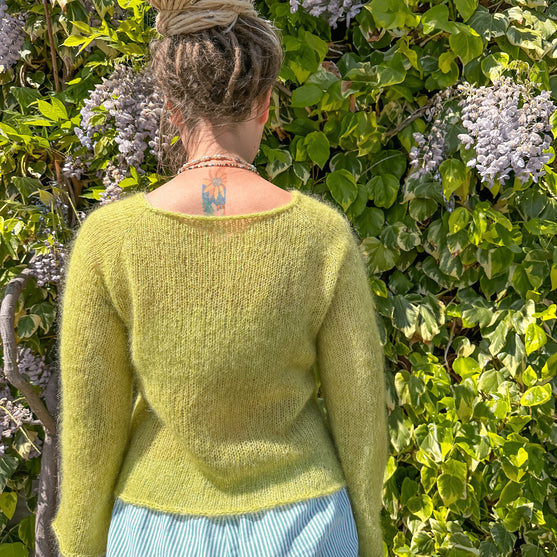 Summer Lotus - Blouse
10