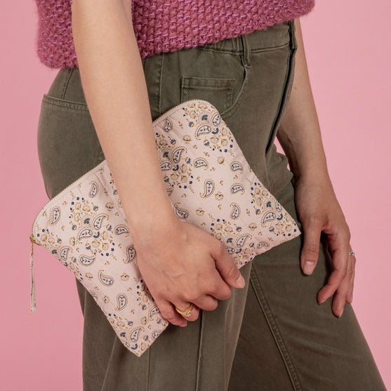 Organiseur matelassé - Moyen - Hobbii
2